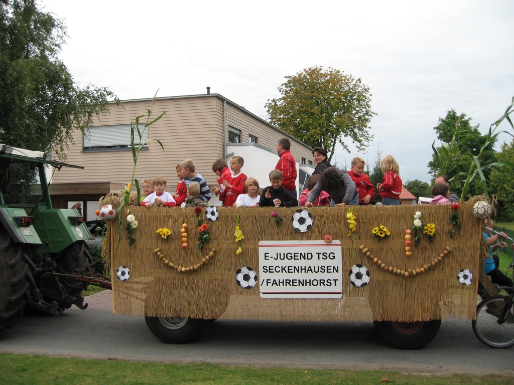 Harvest parade float