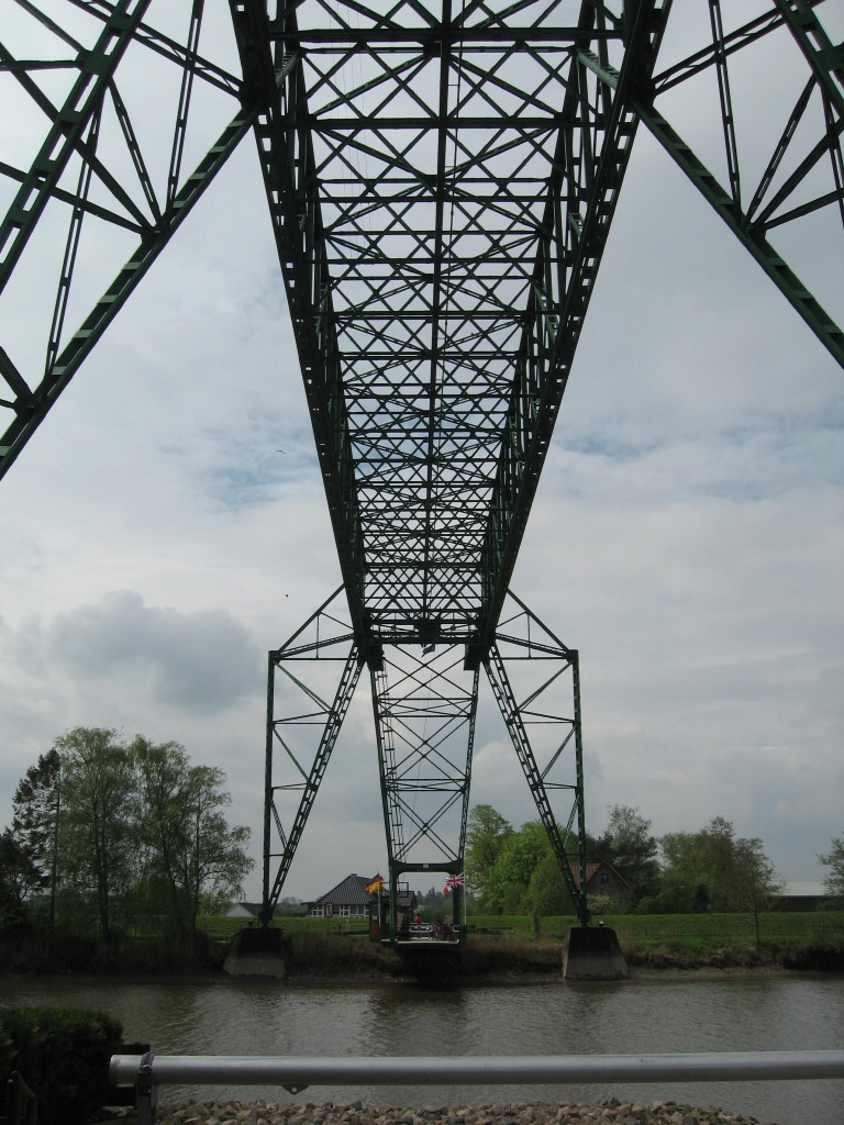 Osten transporter bridge