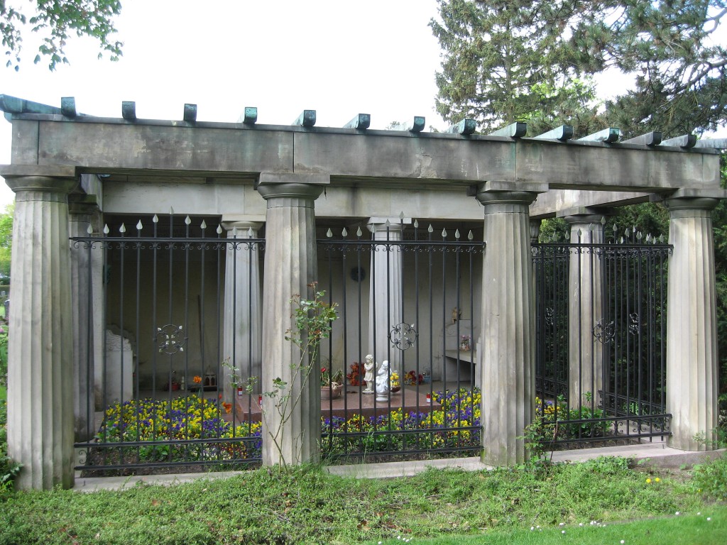 Walle cemetery mausoleum