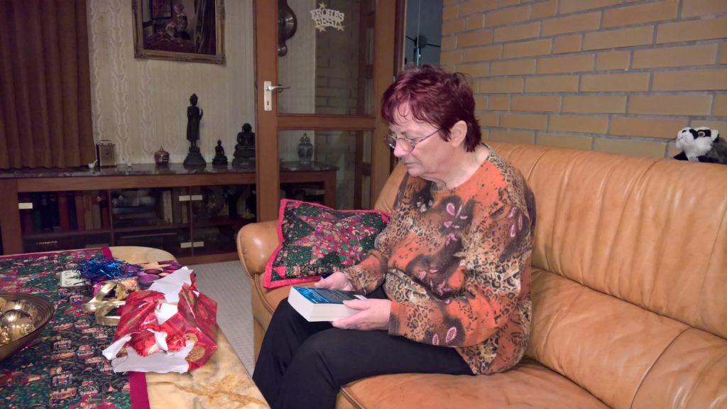 Unwrapping presents