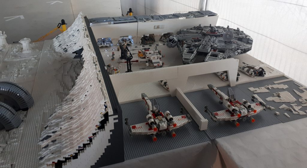 Lego Hoth rebel base interior