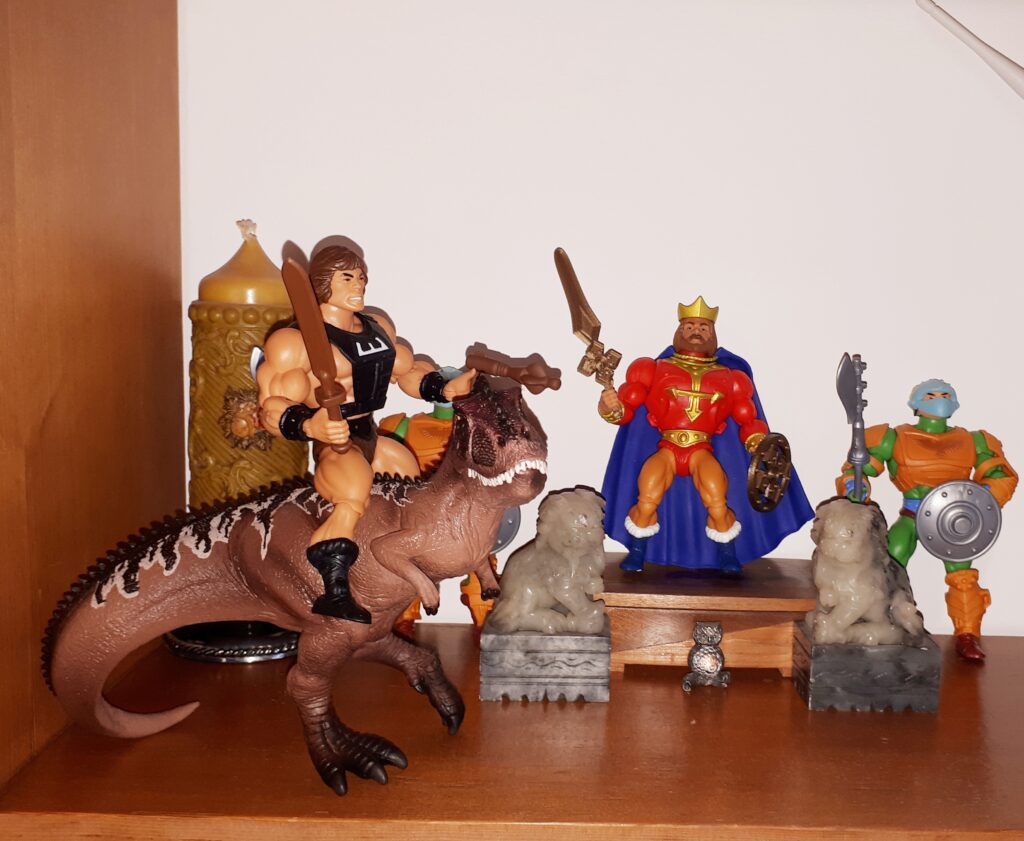 Wun-Dar and Giga arriven in the throne room of Eternos Palace.