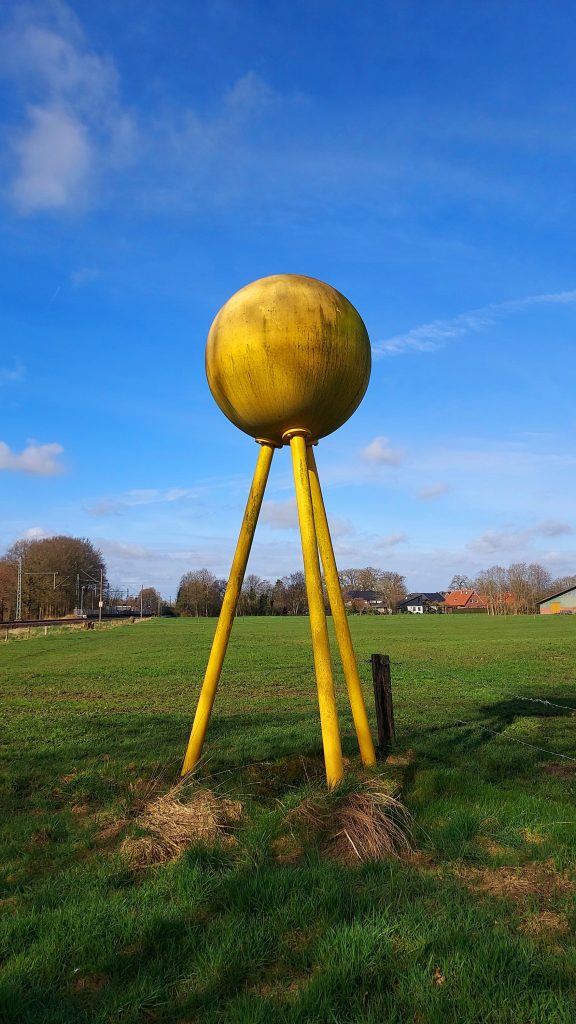 Hude solar system sun